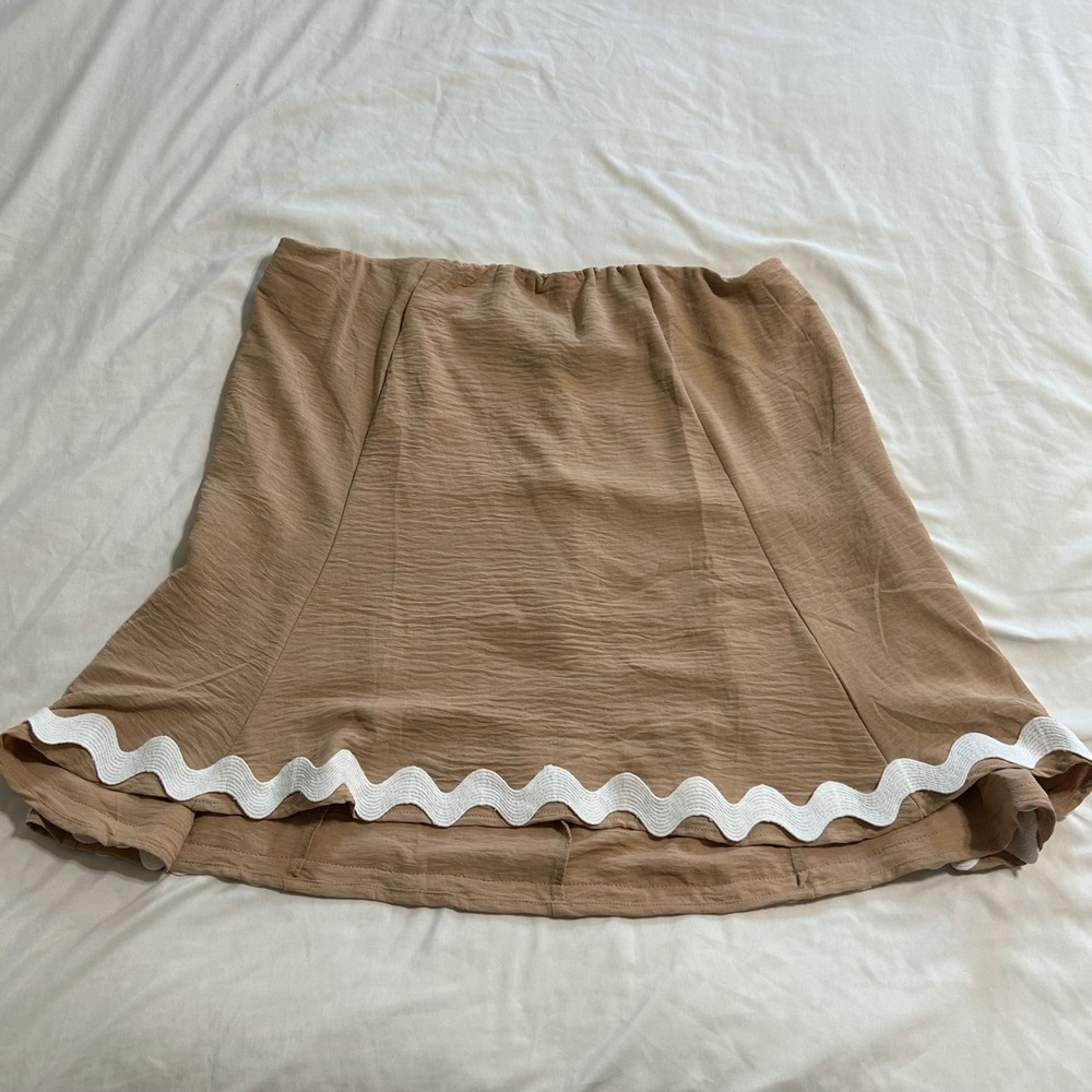 Fashion Tan Crinkle Rickrack Trim Mini Skirt Camel Brown A-Line Size Largeβ NWT